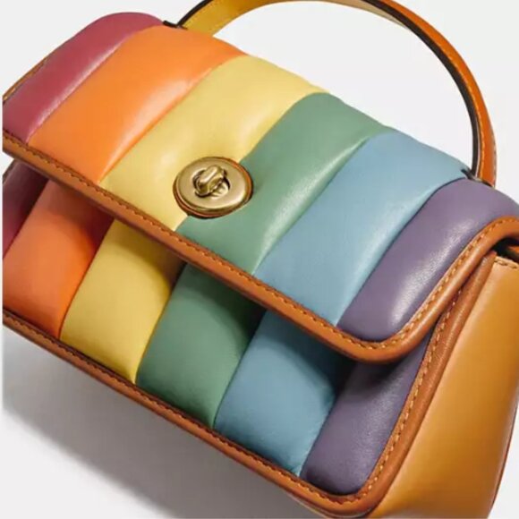 Coach Turnlock Clutch - Picture 2 of 16